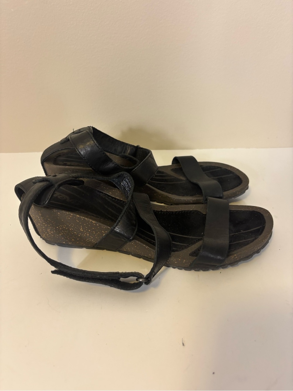 Teva Black Leather Strappy Low Wedge Sandals Size 9